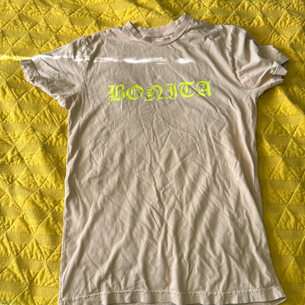 Viva la Bonita T-shirt GUC size small